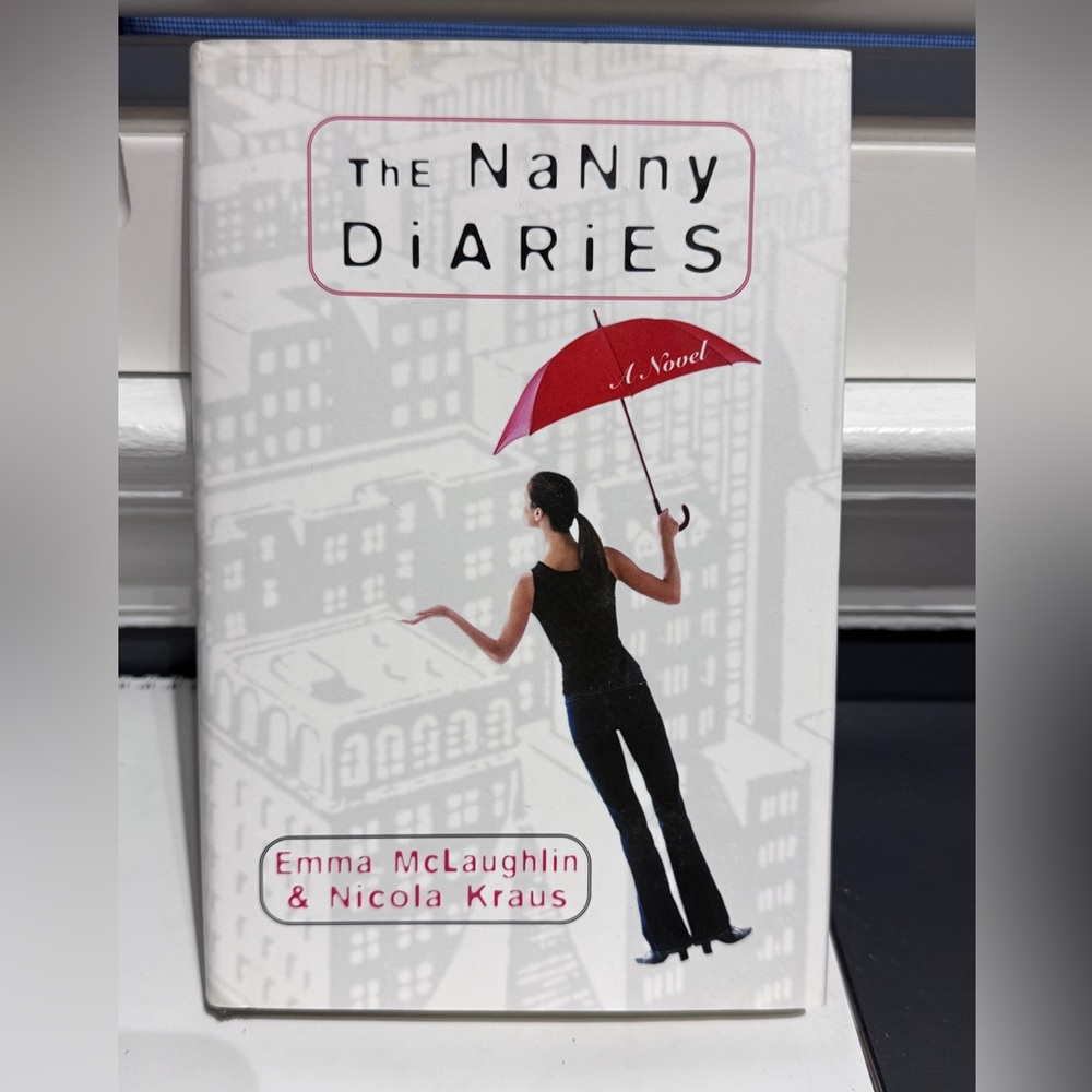 📚✨ Best Selling Novel The Nanny Diaries – Hardcover ✨📚